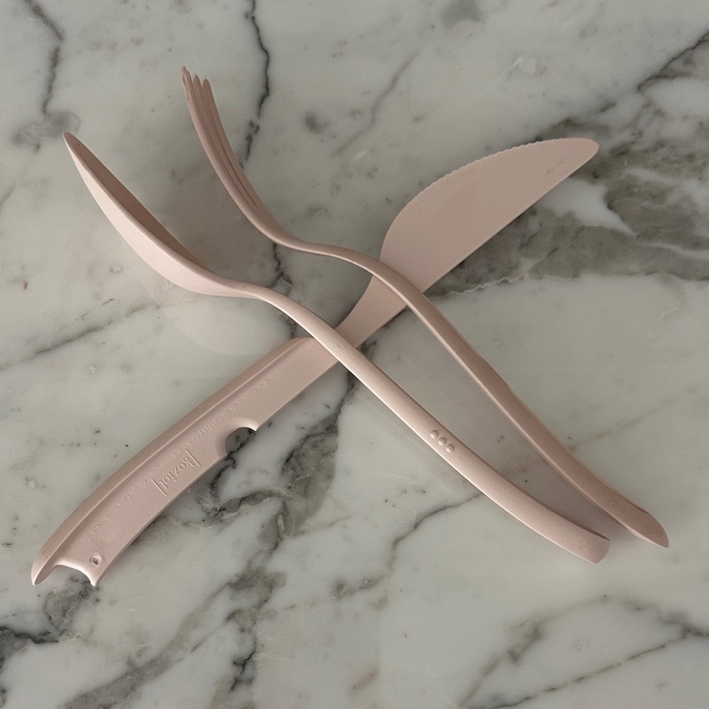 NEW Portable Pink Collapsible Cutlery Set - lunch box or picnic set - Picture 1 of 8